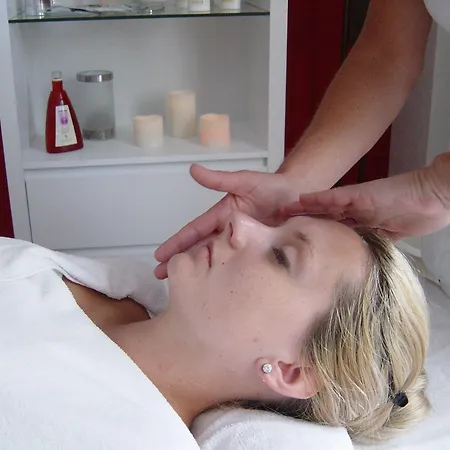 فندق Kurhotel Bad Suderode 4*